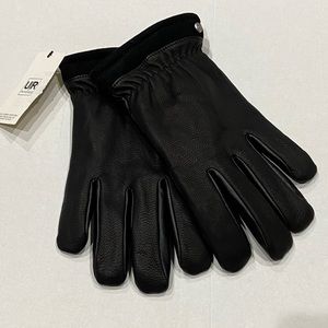 NEW UGG man's LEATHER GLOVES
